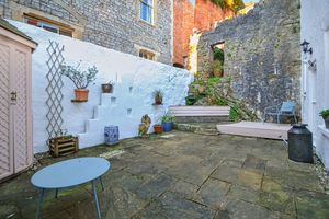 Garden - click for photo gallery